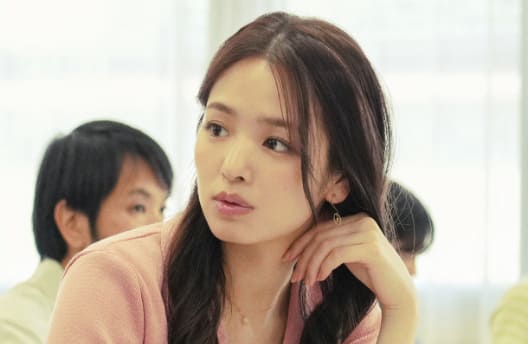 横田真悠 浅野ひかり