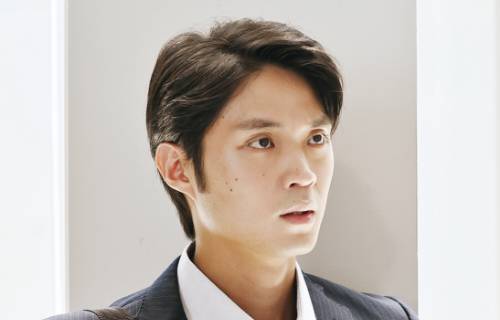 磯村優斗 - 坂本祥太役