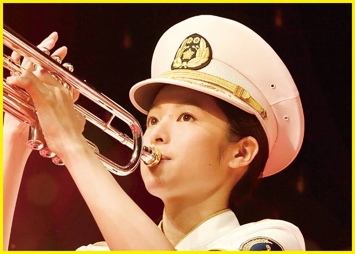 清野菜名 - 来島春子役